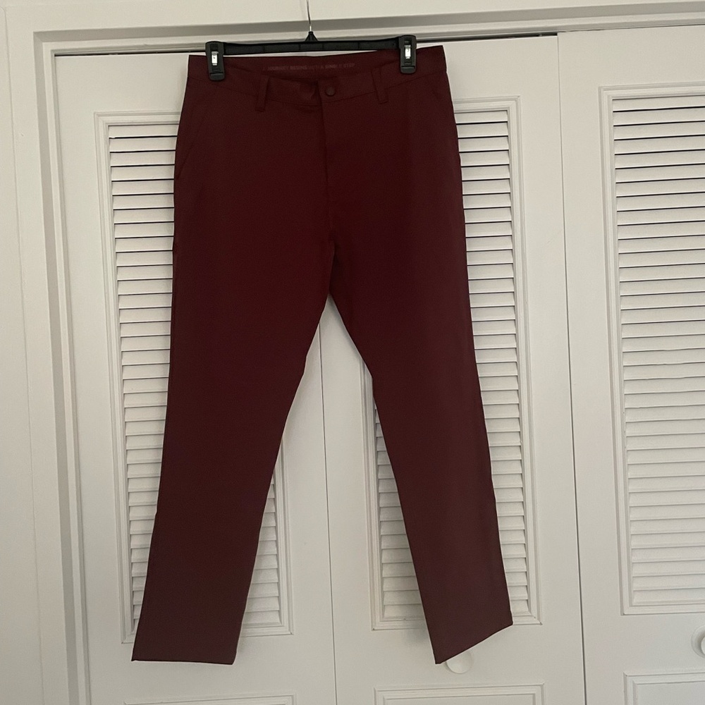 Rhone Burgundy Commuter Slim Pant